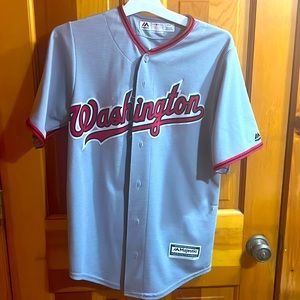 Washington Nationals grey Harper jersey